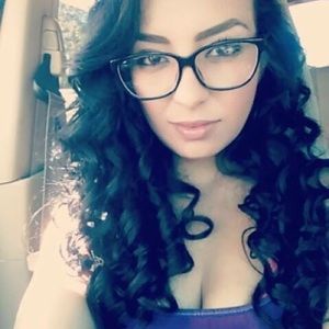 Meet your Posher, Celeste